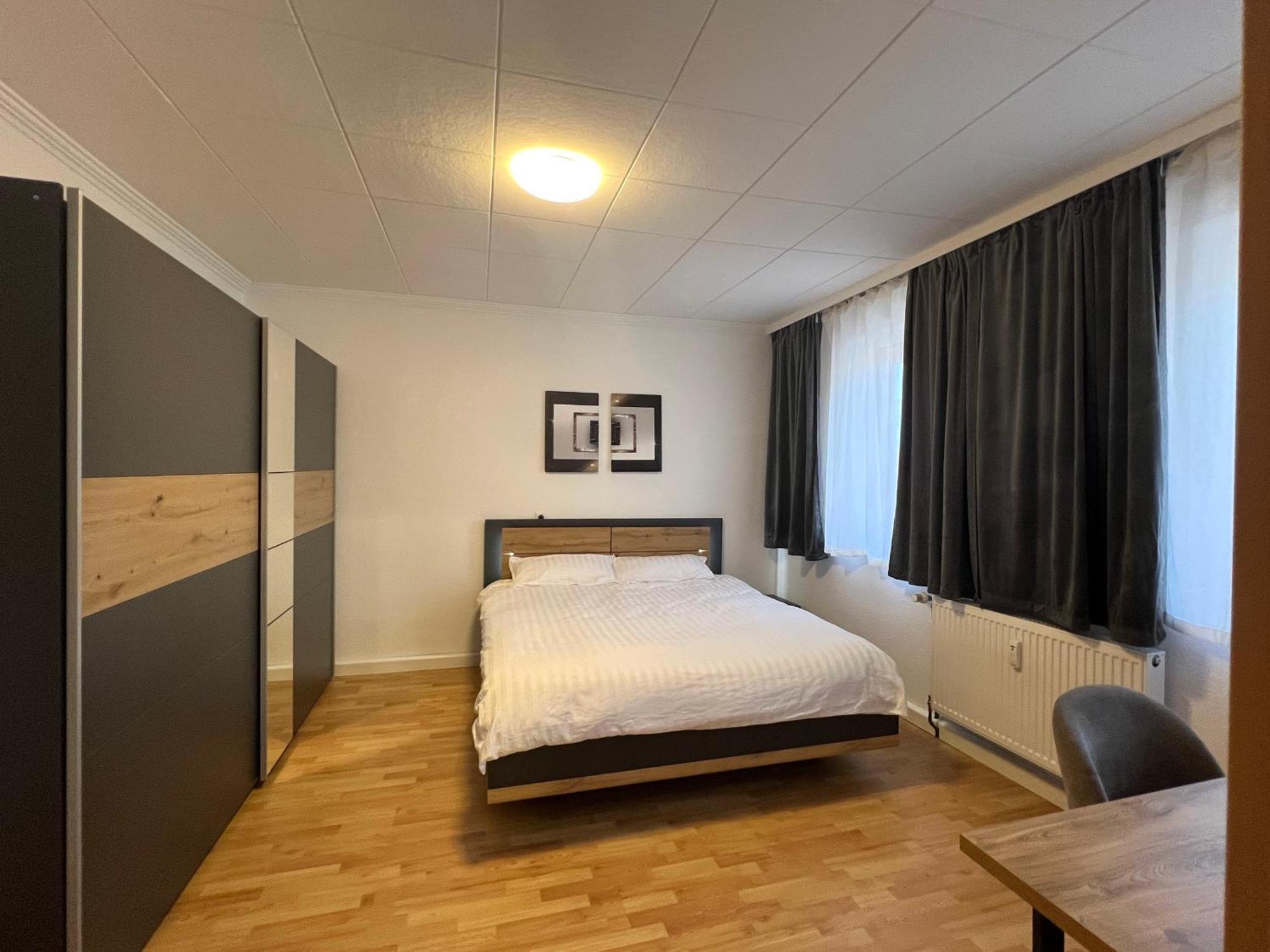 Bequemes Zimmer In Moderner Unterkunft My Pension Duisburg Eksteriør billede