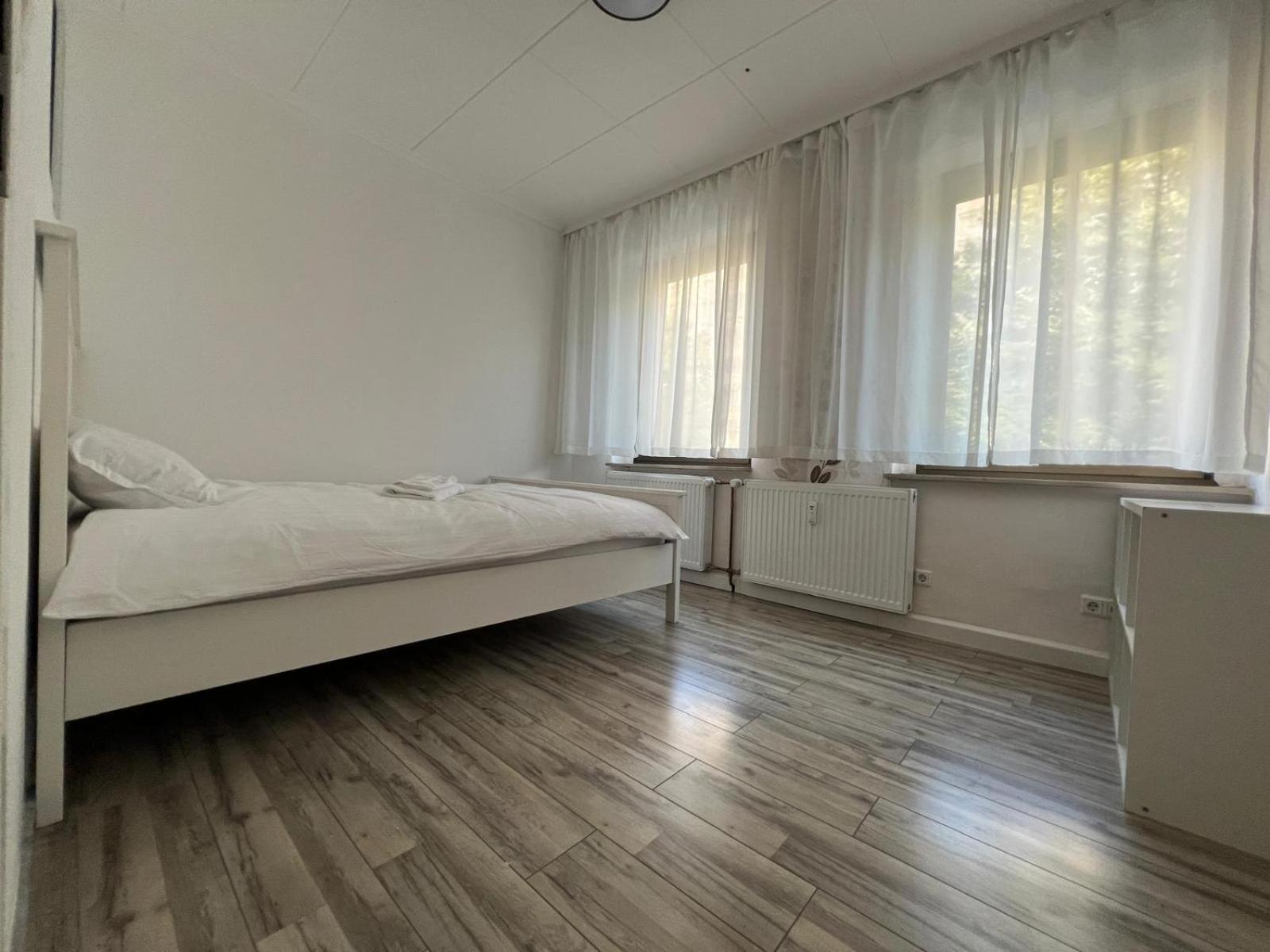 Bequemes Zimmer In Moderner Unterkunft My Pension Duisburg Eksteriør billede
