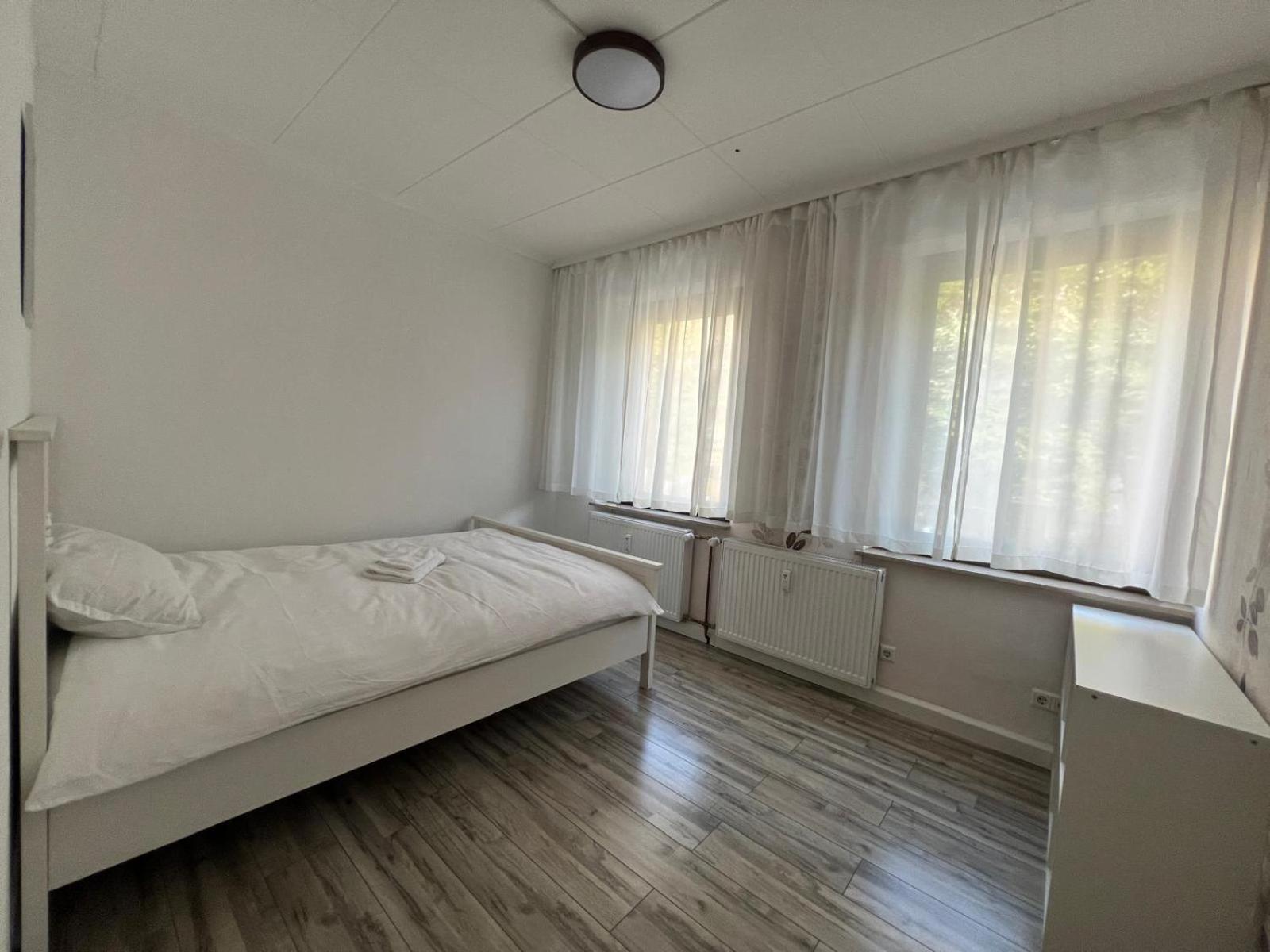 Bequemes Zimmer In Moderner Unterkunft My Pension Duisburg Eksteriør billede